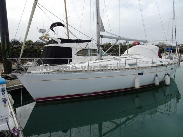 OCEANIS 381 Clipper 21