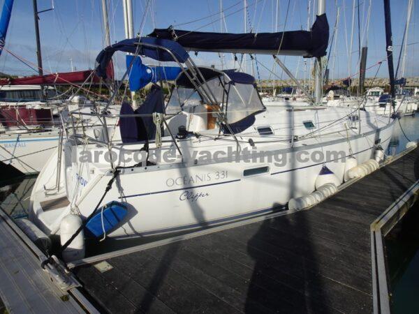 OCEANIS 331 Clipper 40