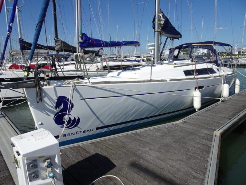 OCEANIS 37 46
