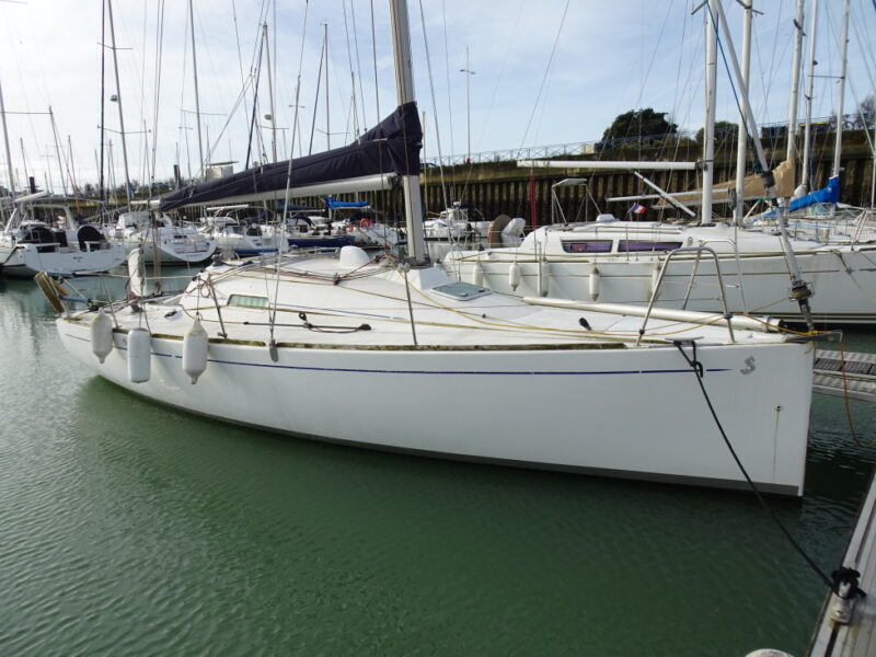 FIRST 27.7 QR (test)